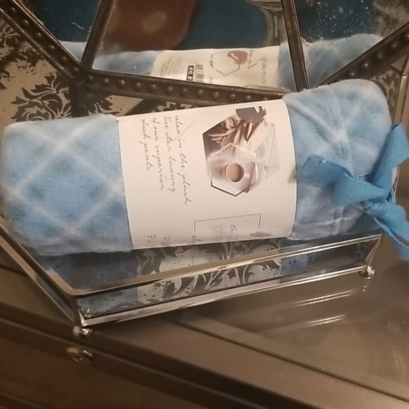 🔥 4/$20 Plush PJ Pants Small 4-6 - Picture 2 of 8